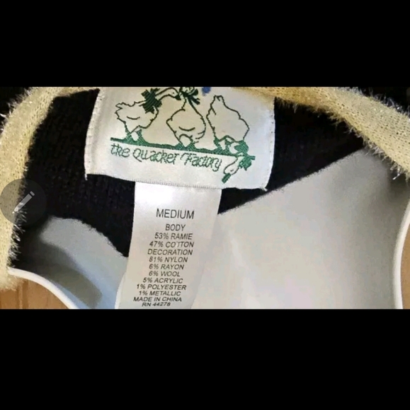 Quacker factory vest christmas - Picture 3 of 3